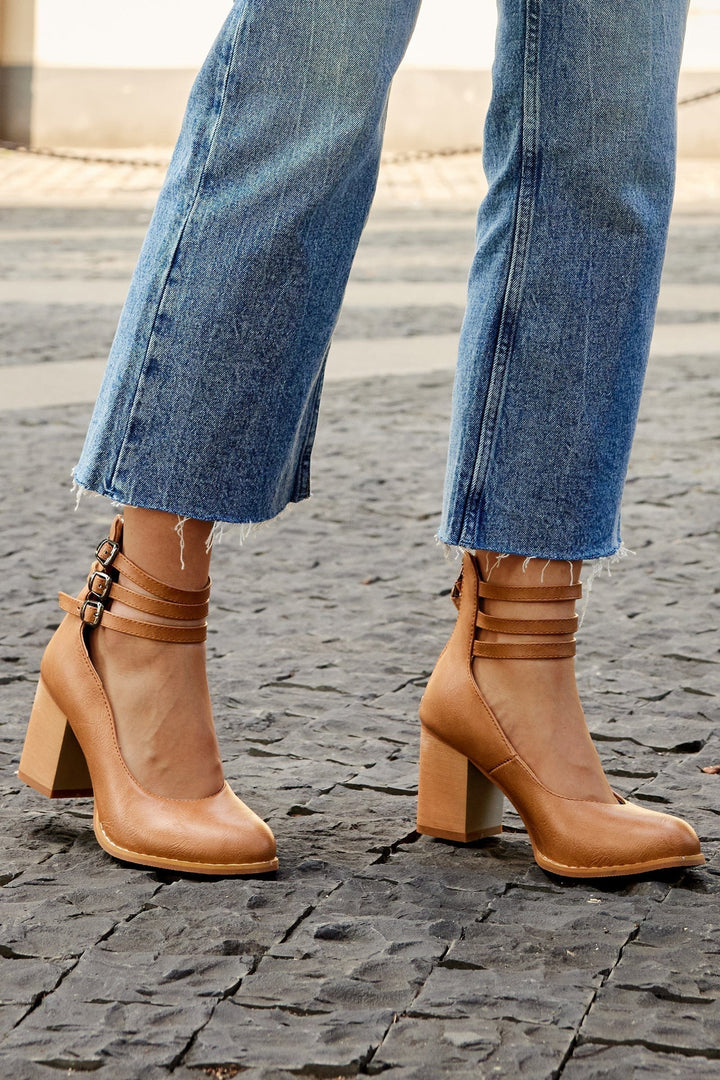 Vaesin | Triple Buckle Heels