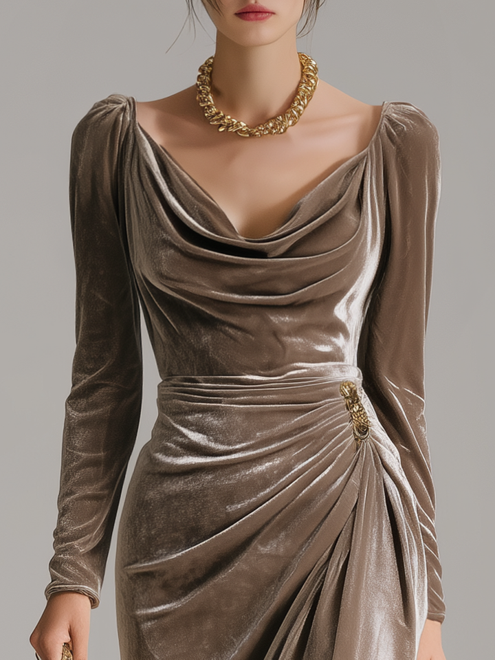 Sylvana | Elegant Velvet Midi Dress