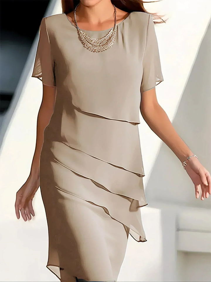 Patricia | Layered Elegance Midi Dress